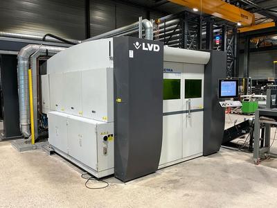 2019 LVD FL-3015 10kW CNC fiber laser cutting machine